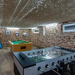 My Dalmatia - Luxury Escape With Private Pool, Game And Gym Dom wakacyjny