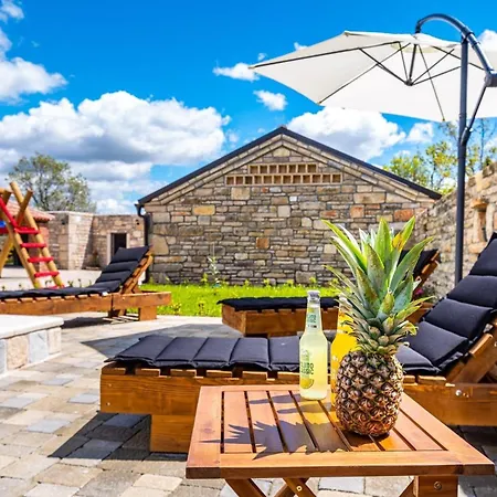 My Dalmatia - Luxury Escape With Private Pool, Game And Gym * Perusic Benkovacki