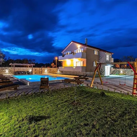 別荘 My Dalmatia - Luxury Escape With Private Pool, Game And Gym Perusic Benkovacki