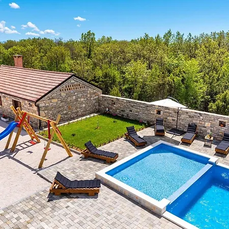 My Dalmatia - Luxury Escape With Private Pool, Game And Gym