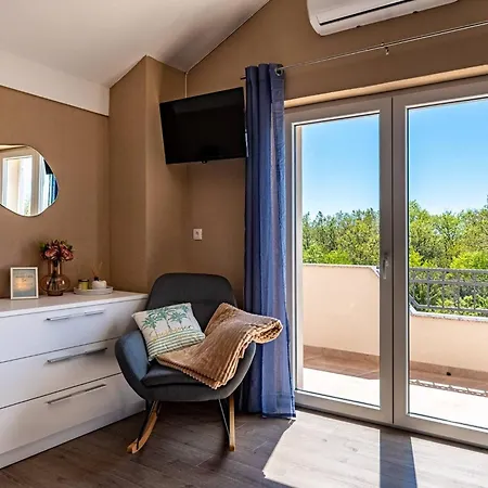 My Dalmatia - Luxury Escape With Private Pool, Game And Gym * Perusic Benkovacki
