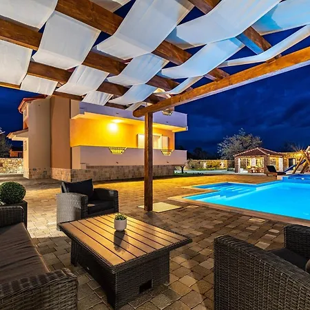My Dalmatia - Luxury Escape With Private Pool, Game And Gym