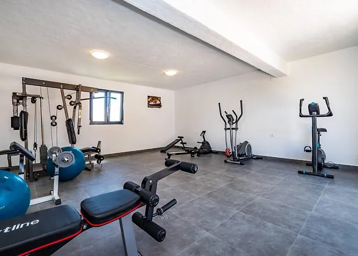 My Dalmatia - Luxury Escape With Private Pool, Game And Gym *