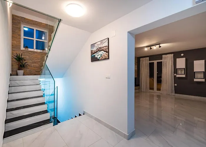 My Dalmatia - Luxury Escape With Private Pool, Game And Gym Perusic Benkovacki