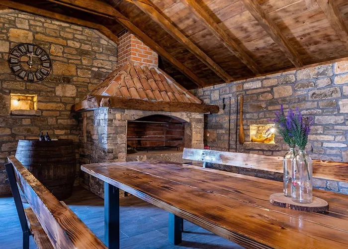 My Dalmatia - Luxury Escape With Private Pool, Game And Gym * Perusic Benkovacki