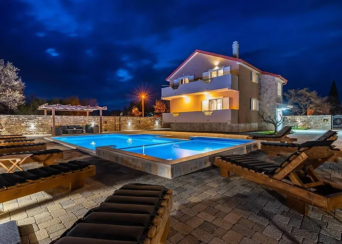 別荘 My Dalmatia - Luxury Escape With Private Pool, Game And Gym