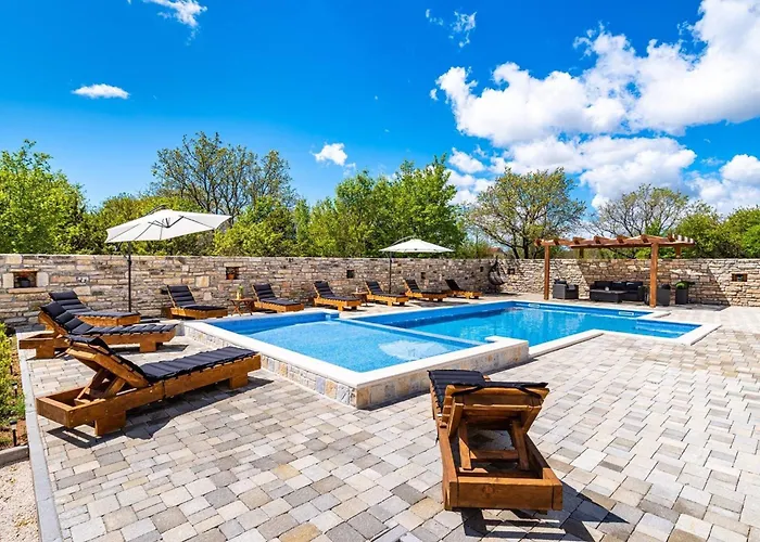 My Dalmatia - Luxury Escape With Private Pool, Game And Gym Perusic Benkovacki